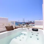 Life Aparthotel 4*