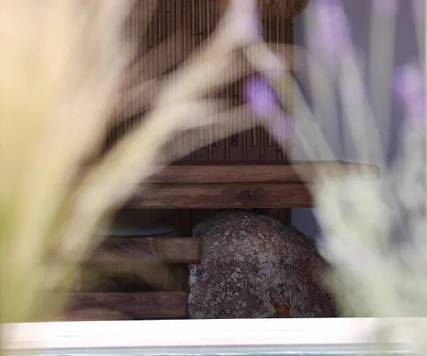 Life Apart Otel Tourlos