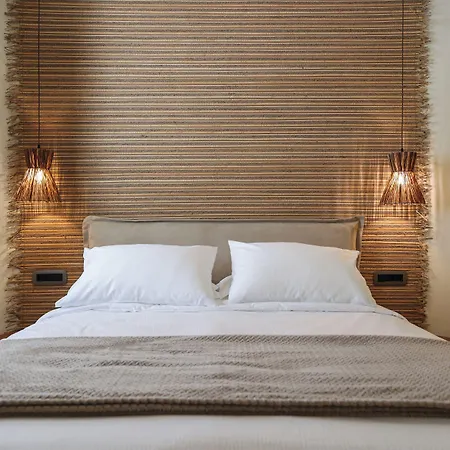 Aparthotel Life 4*